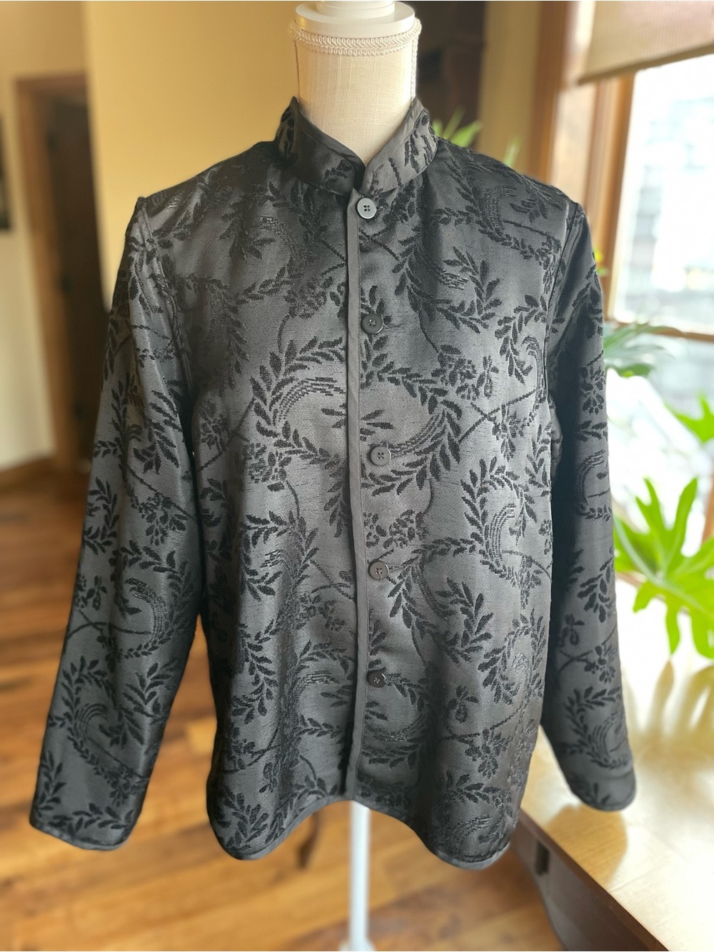 Vintage Black Jacquard Mandarin-Collar Jacket